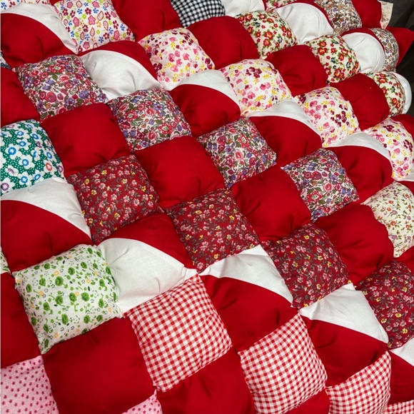 Colorful Patchwork Quilt - Picture 2 of 10